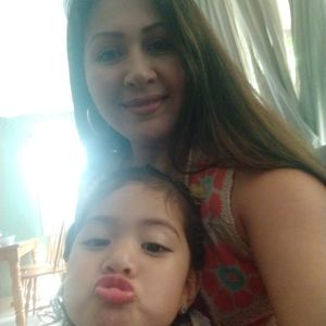 Meet your Posher, Yaen